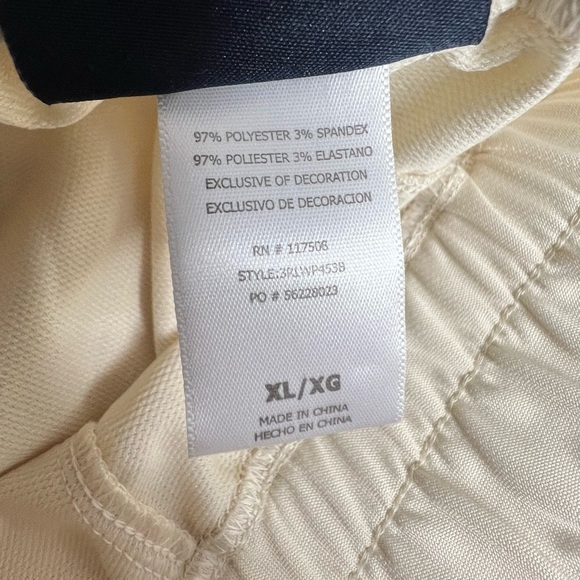 Reebok Lightweight Joggers - Picture 5 of 5